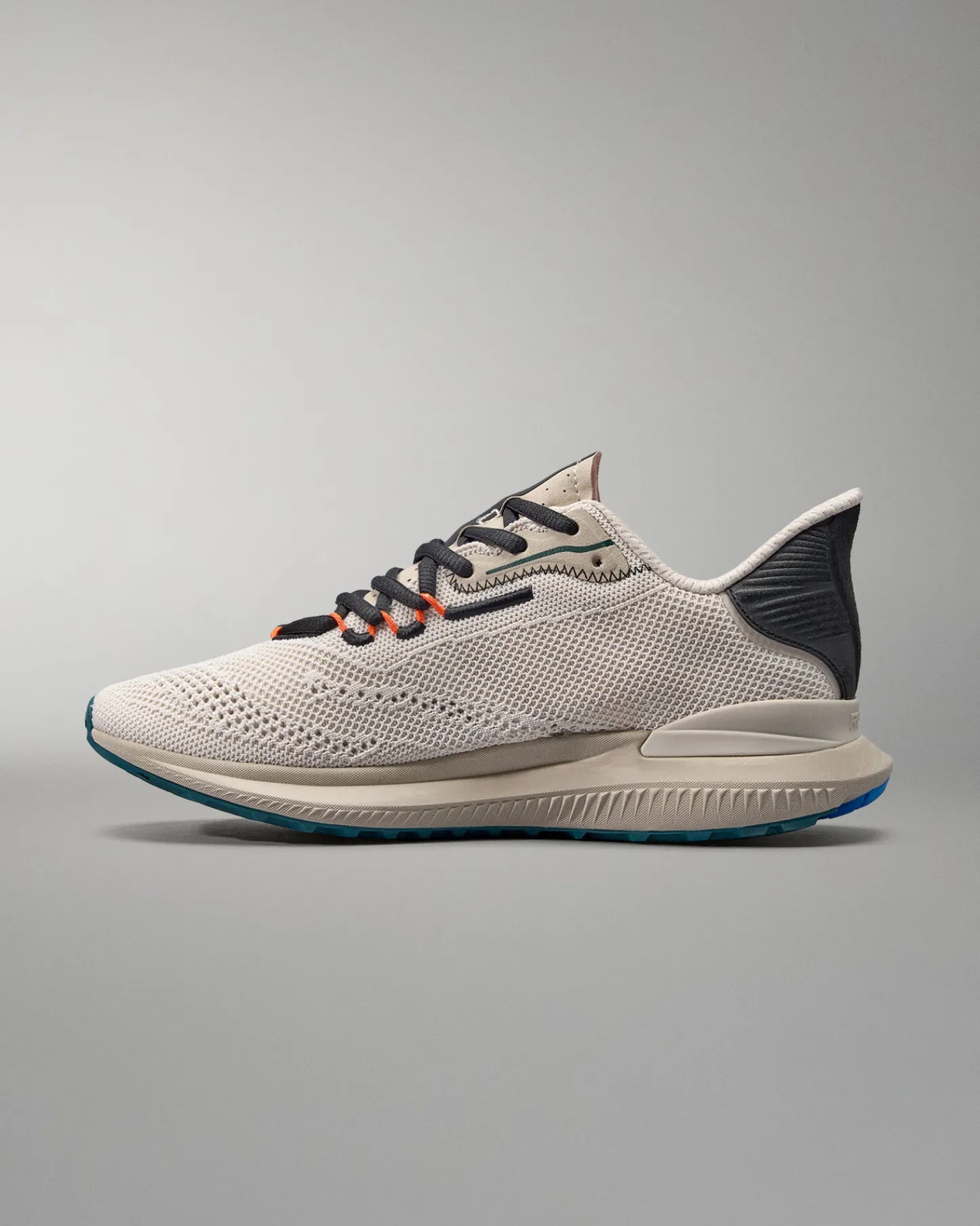 Training Shoes|Training Shoes>RUDIS Journey Knit Adult Training Shoes - Sandstorm