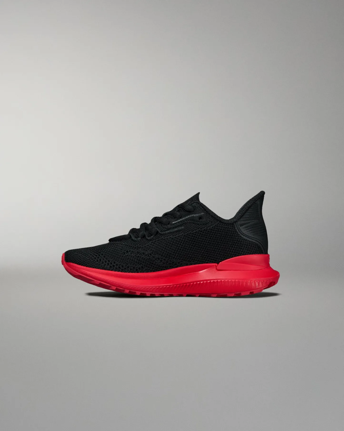 Training Shoes|Training Shoes>RUDIS Journey Knit Youth Training Shoes - Black/Red